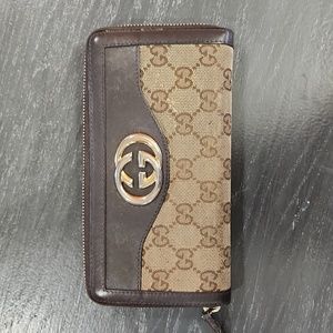 GUCCI WALLET